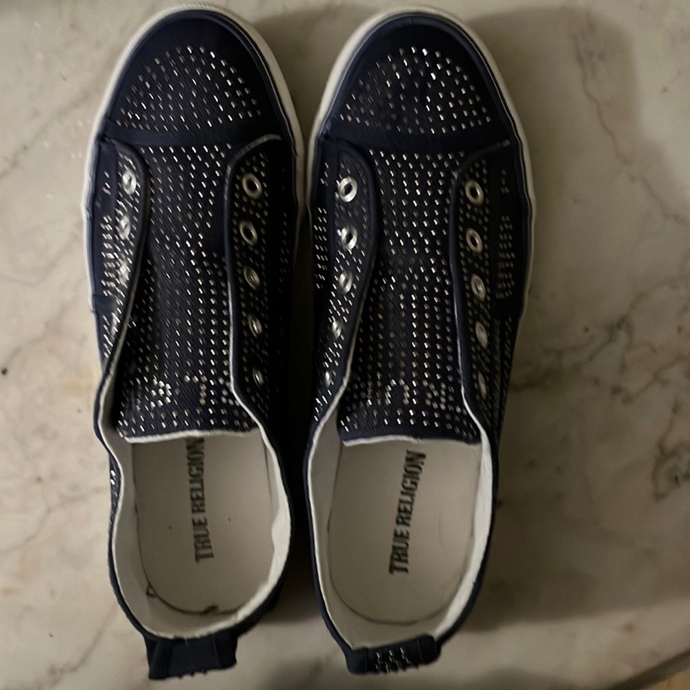 True religion AUBRIE sparkle blue slip on laceless canvas sneaker size 9.